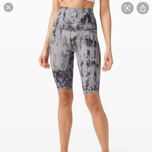 Lululemon align shorts 10”